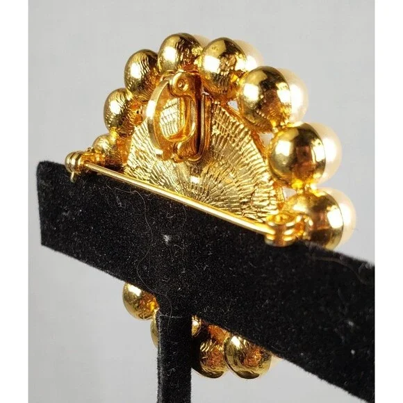 Vintage 1960's Kenneth Jay Lane Faux Pearl Gold Tone Circular Pendant Brooch Pin